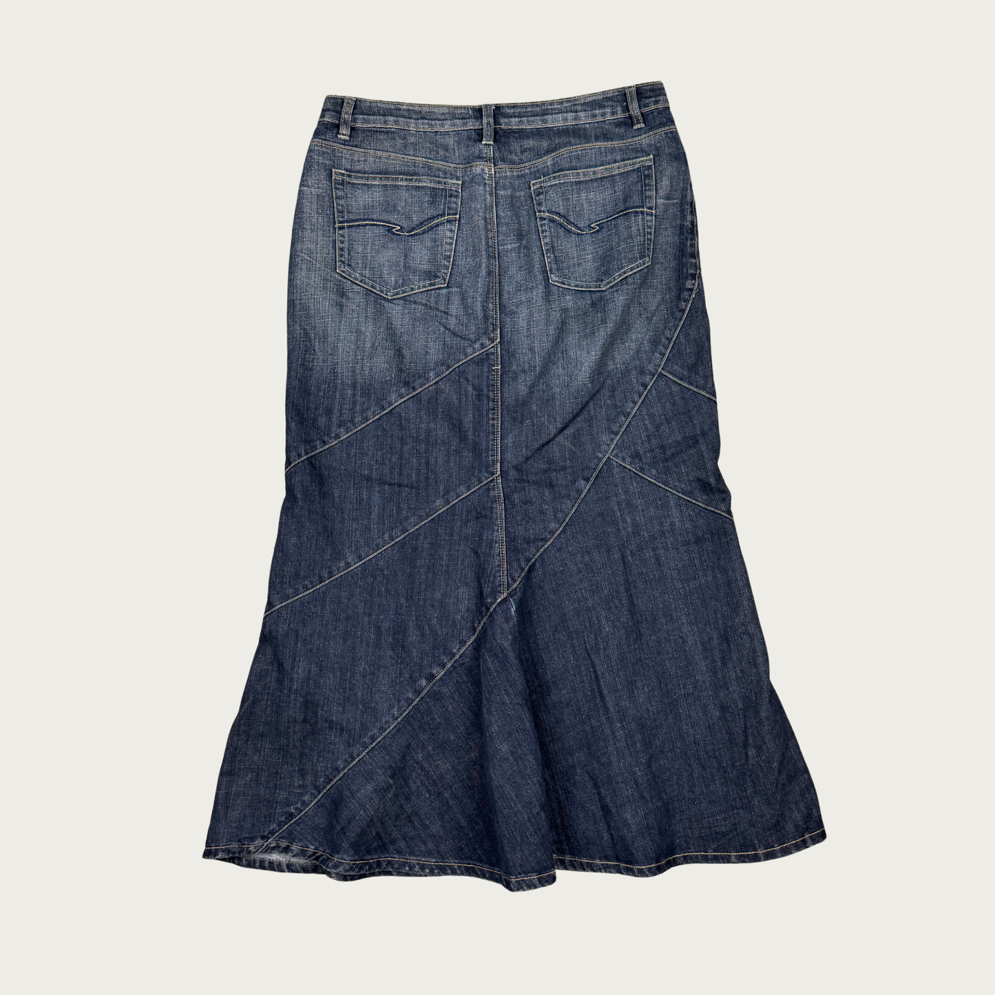 (34") Y2K Dark Wash Denim Maxi Skirt