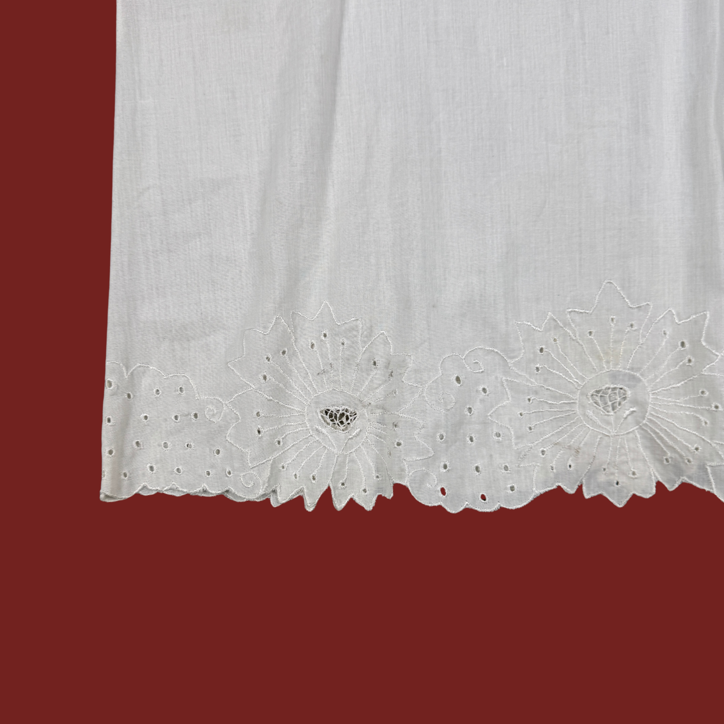 (XL) 60s White Delicate Crochet Cotton Blouse