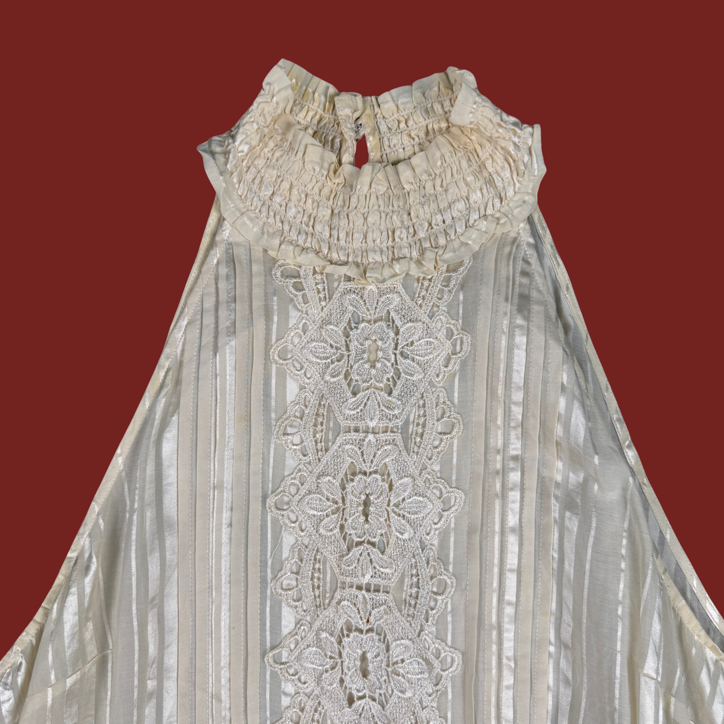 (L) Bebe High Neck Cream Sleeveless Blouse