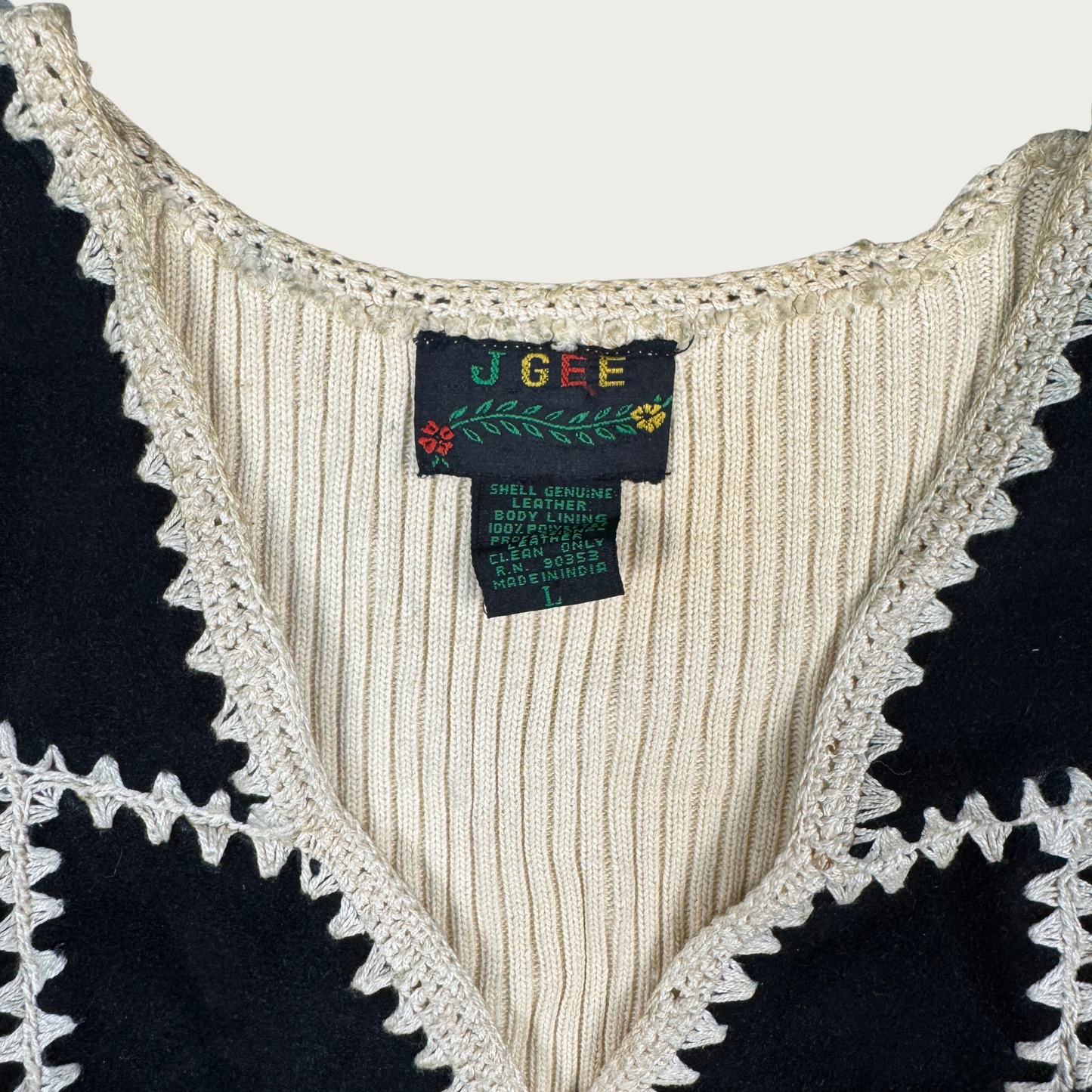 (M/L) 80s/90s Black/Cream Suede Knit Vest