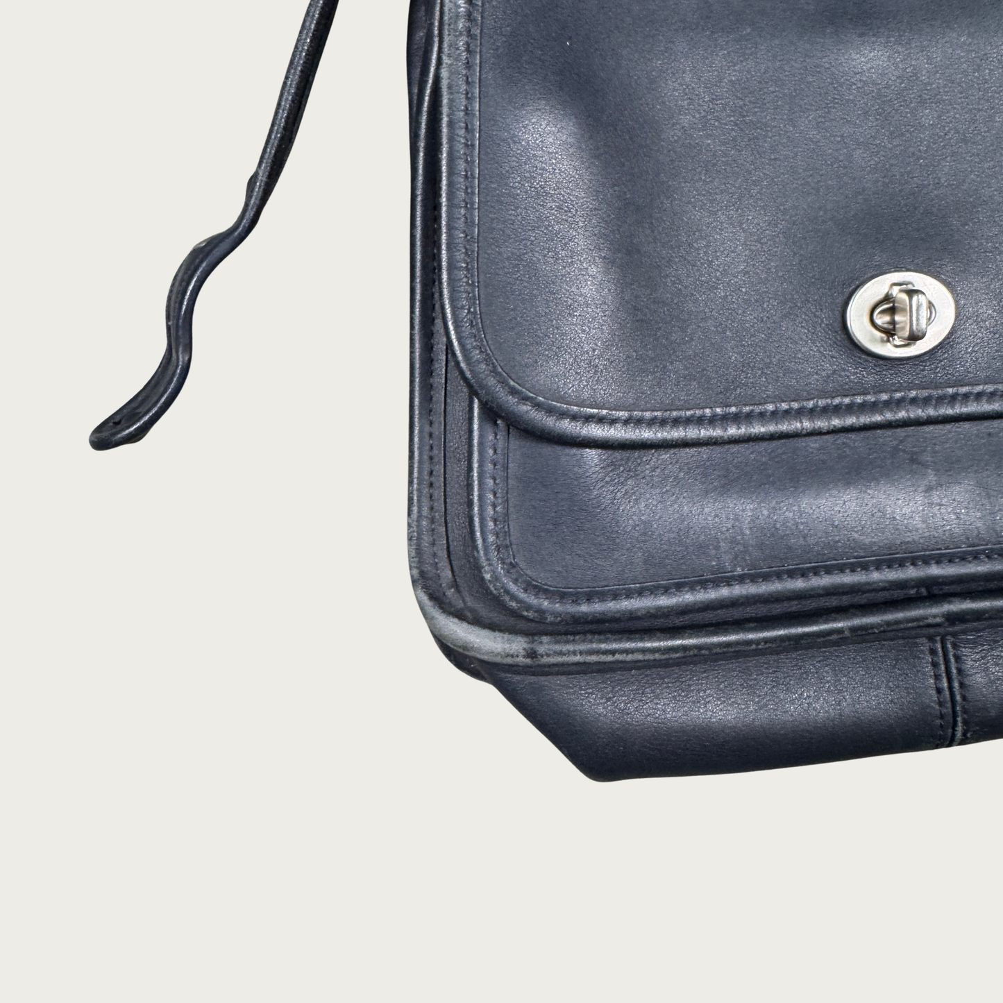 Vintage Coach Navy Rambler's Legacy Bag