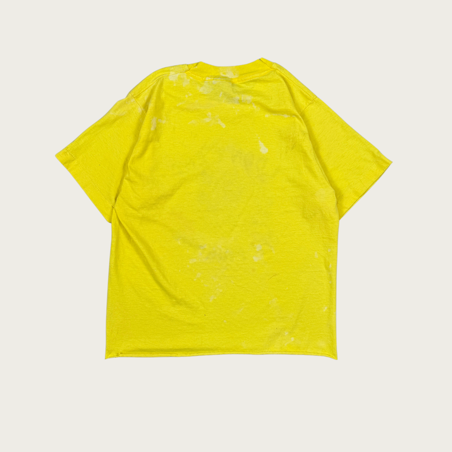 (M) 80s "I Don't Eat My Friends" Cropped Tee