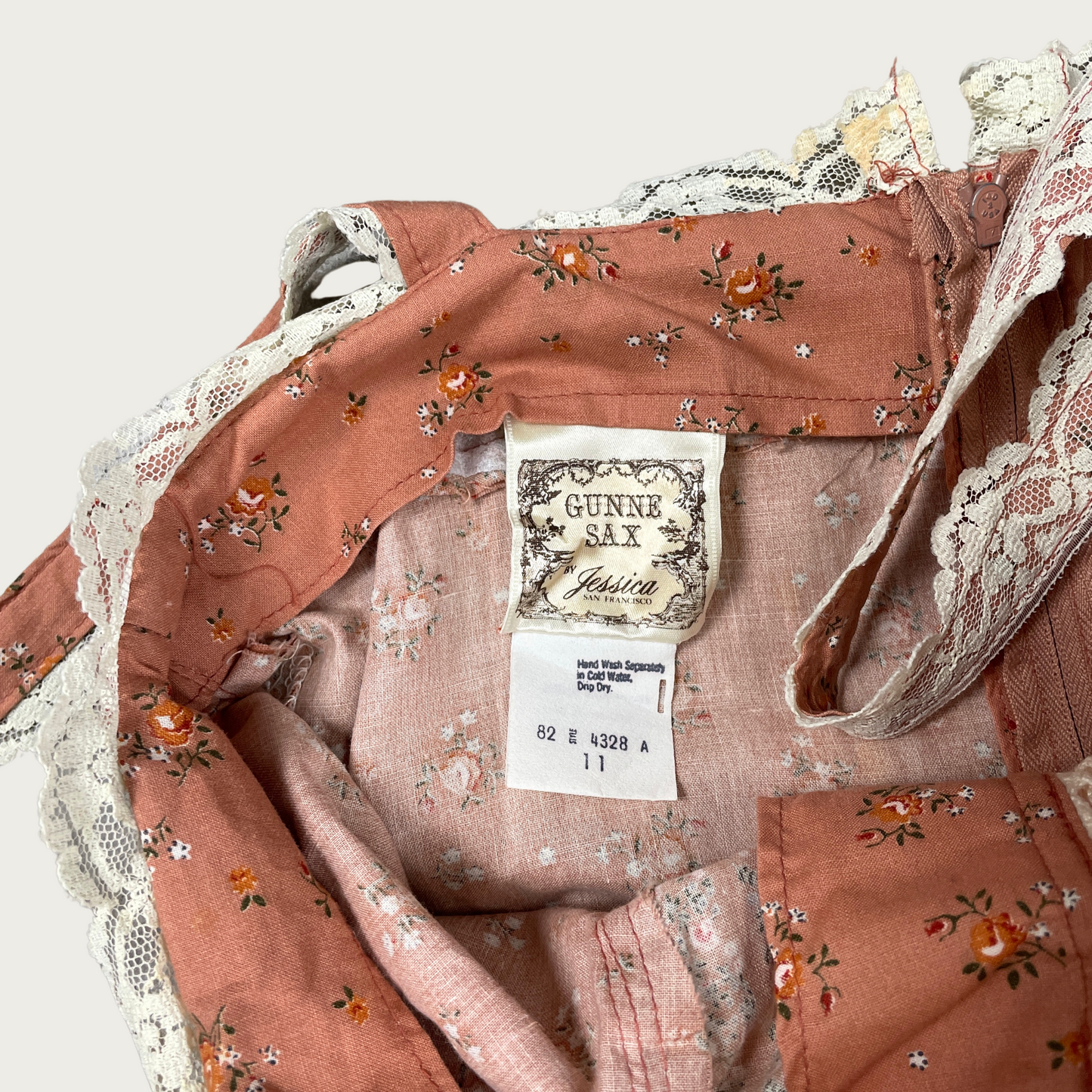 (S) 70s Gunne Sax Peach Peplum Maxi Dress
