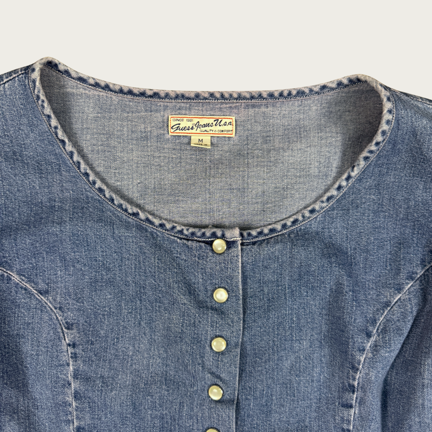 (M) 90s Guess Denim Pearl Snap Top