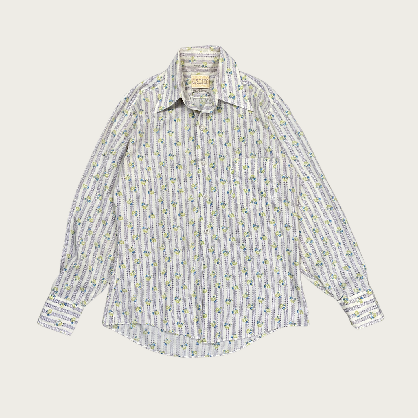 (M/L) Lavender Striped Floral Button Up Top