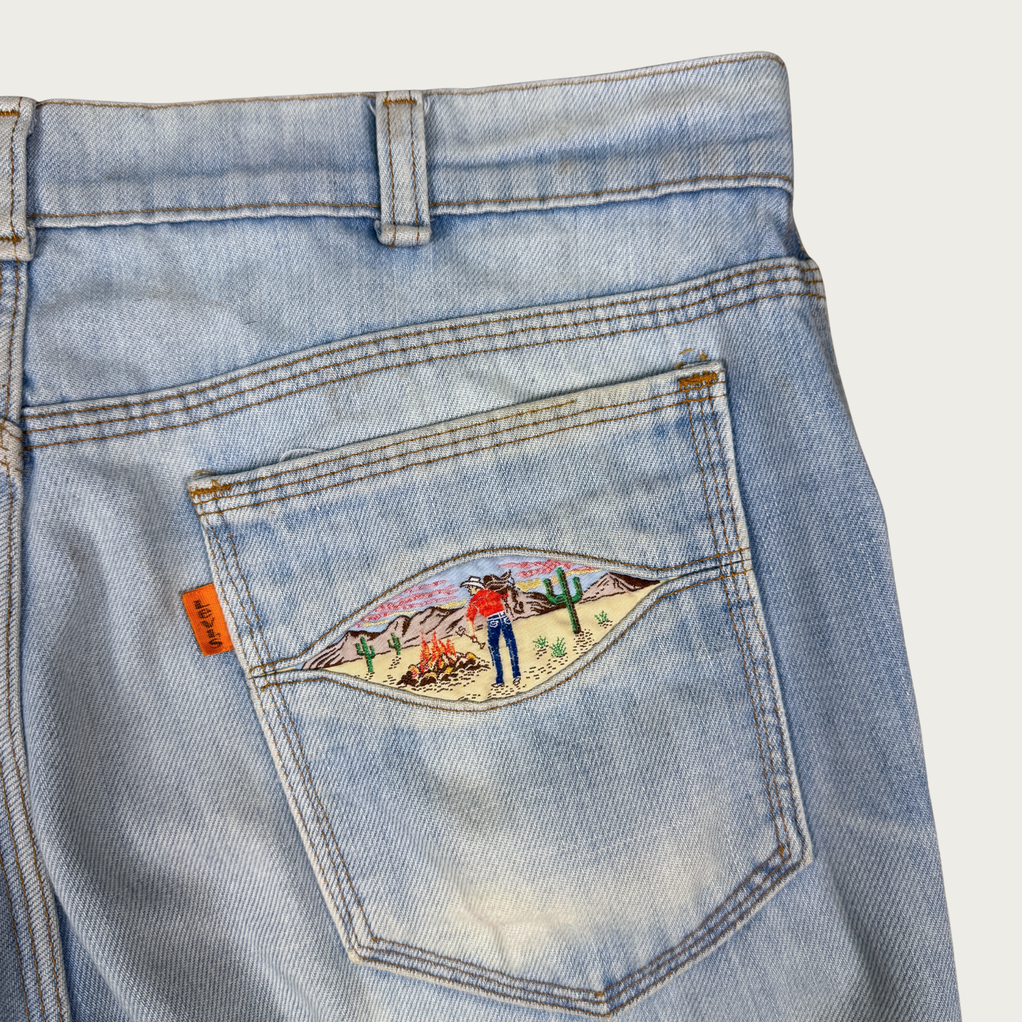 (32") Rare 70s Levi's Orange Tab Cowboy Pocket Flares