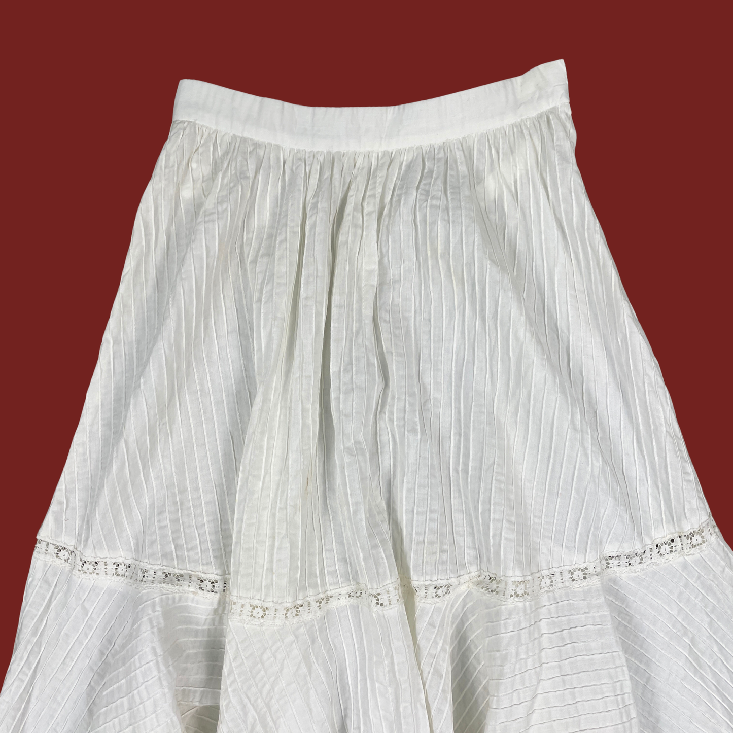 (24") Vintage White Lace Trim Maxi Skirt