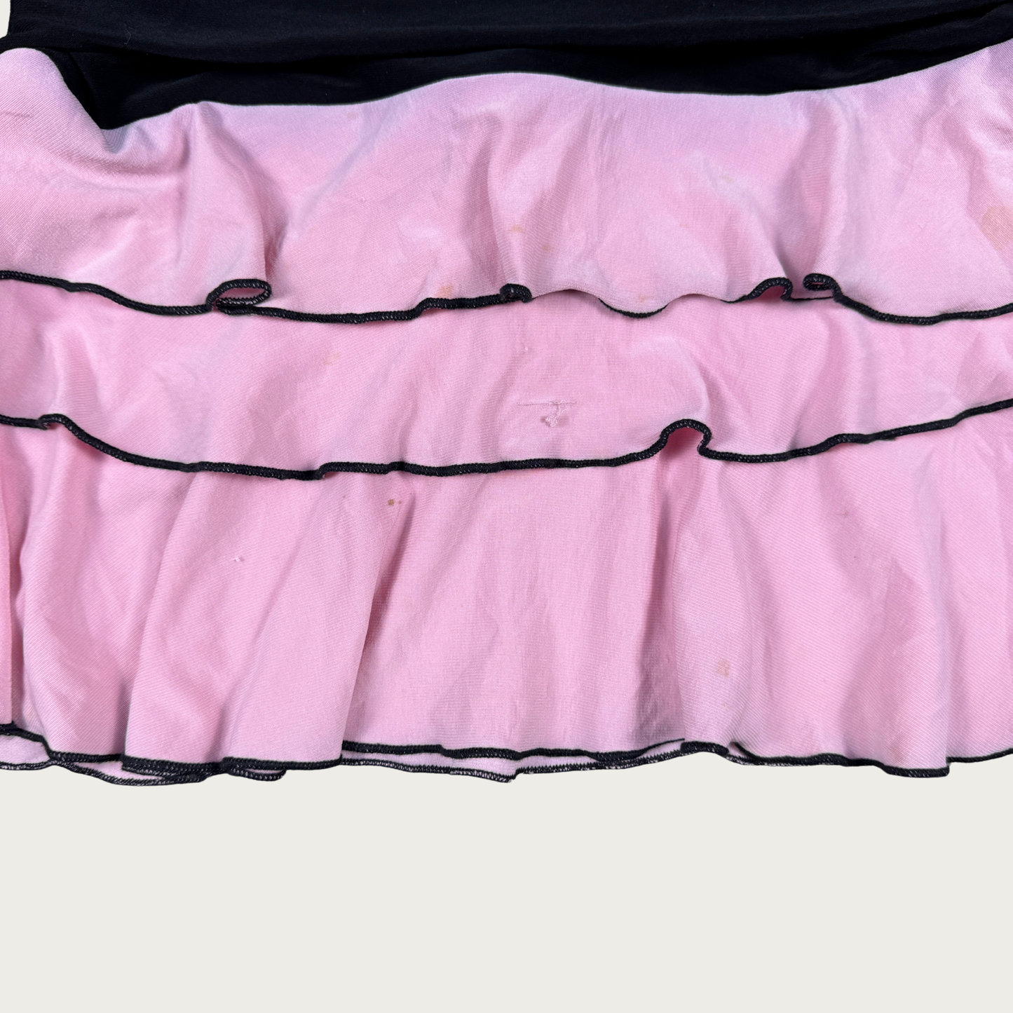 (S) Y2K Pink/Black Ruffle Mini Skirt