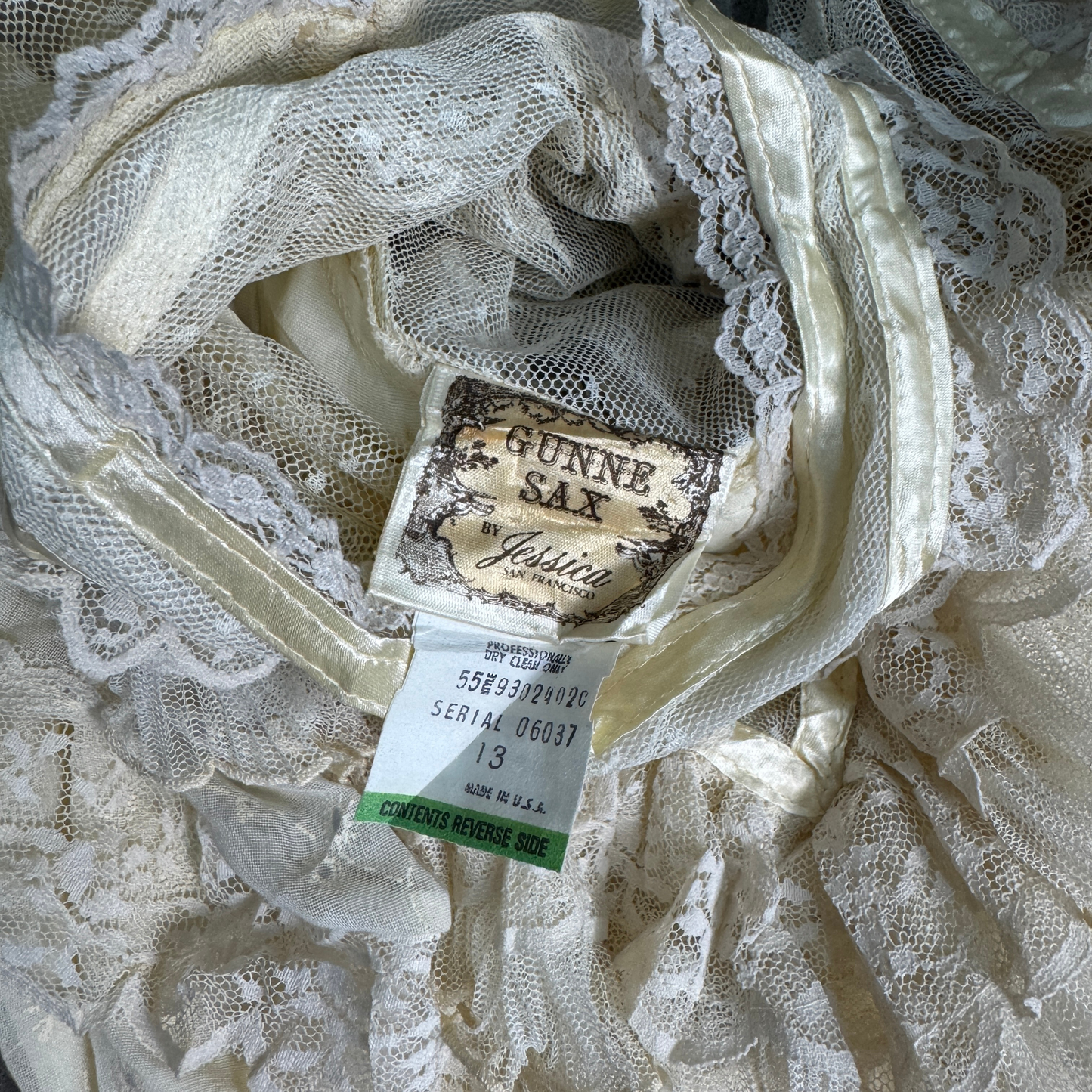 (M) 70s/80s Gunne Sax Ivory Eyelet Prairie Maxi Dress