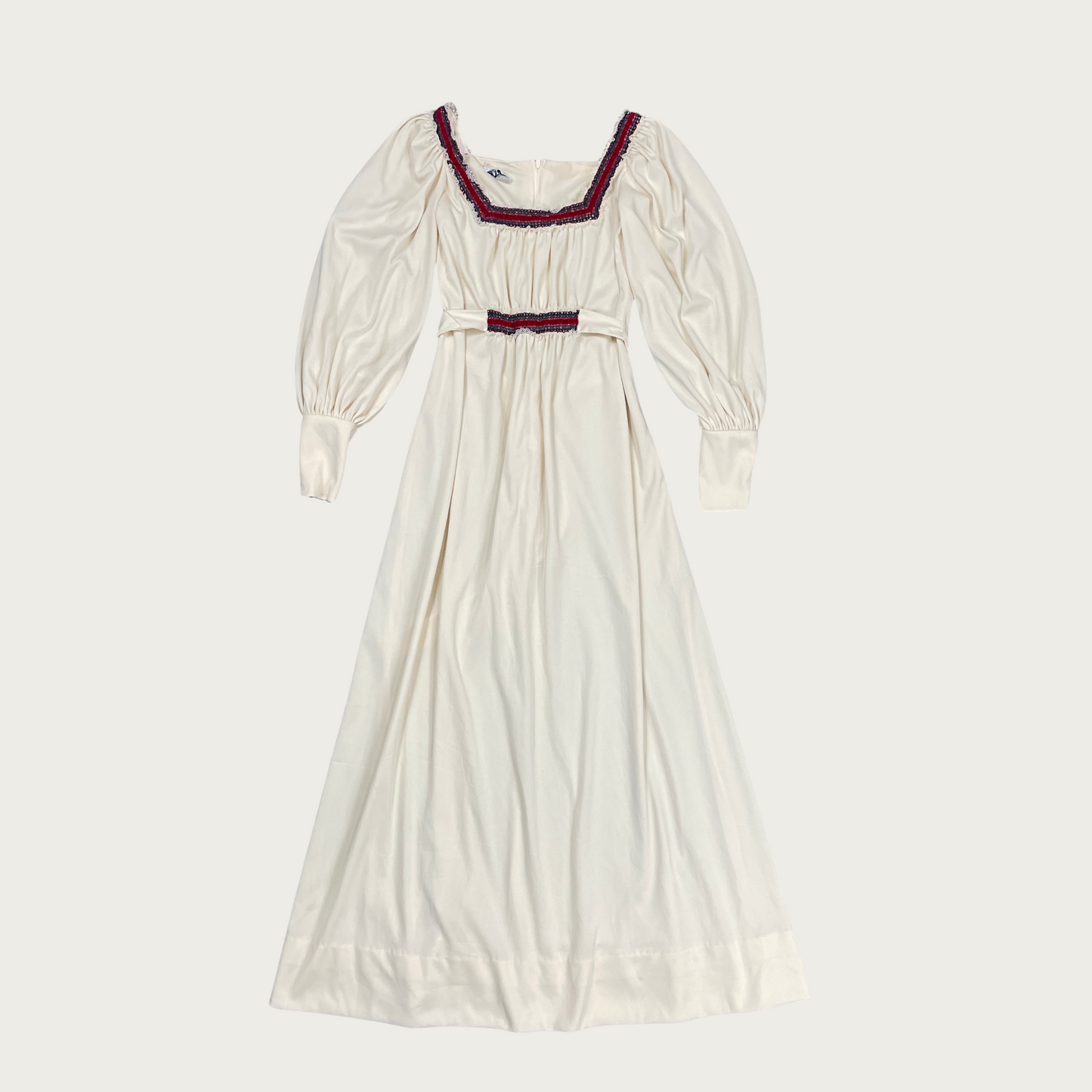 (S) 70s Embroidered Trim Maxi Dress