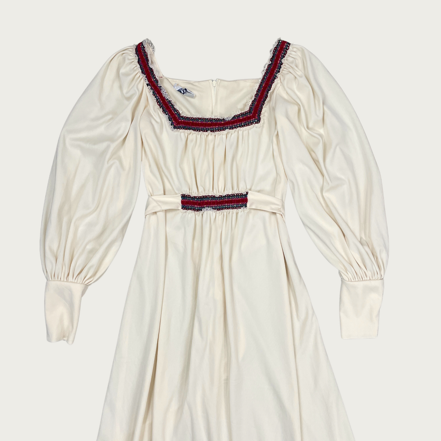 (S) 70s Embroidered Trim Maxi Dress