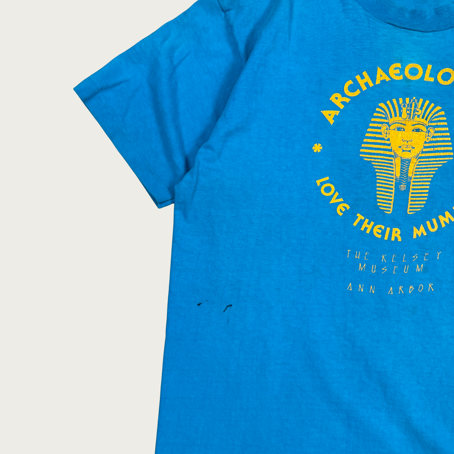 (L) 80s/90s "Archaeologists Love Their Mummies" Museum Tee