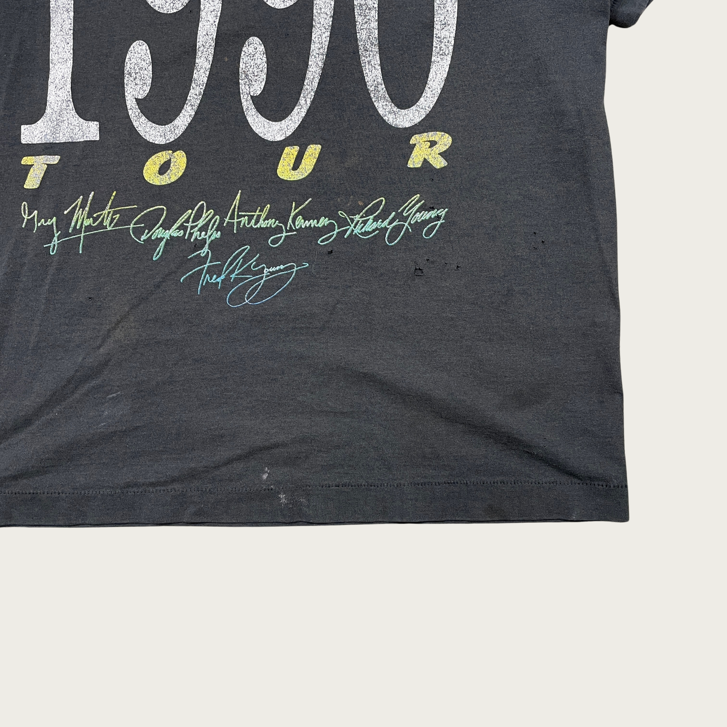 (L) 1996 The Kentucky Headhunters Distressed Tour Tee