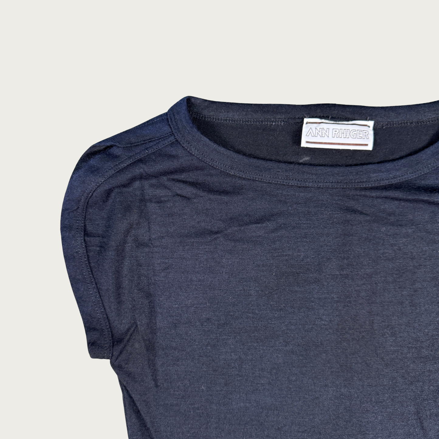 (S) 70s/80s Black/Navy Cap Sleeve Tee
