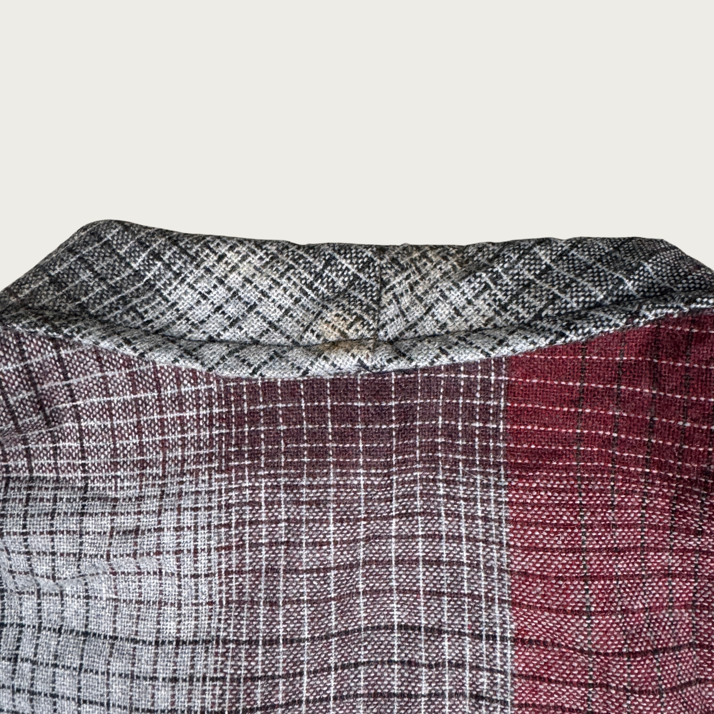 (S/M) 60s/70s Red/Gray Plaid Wool Top
