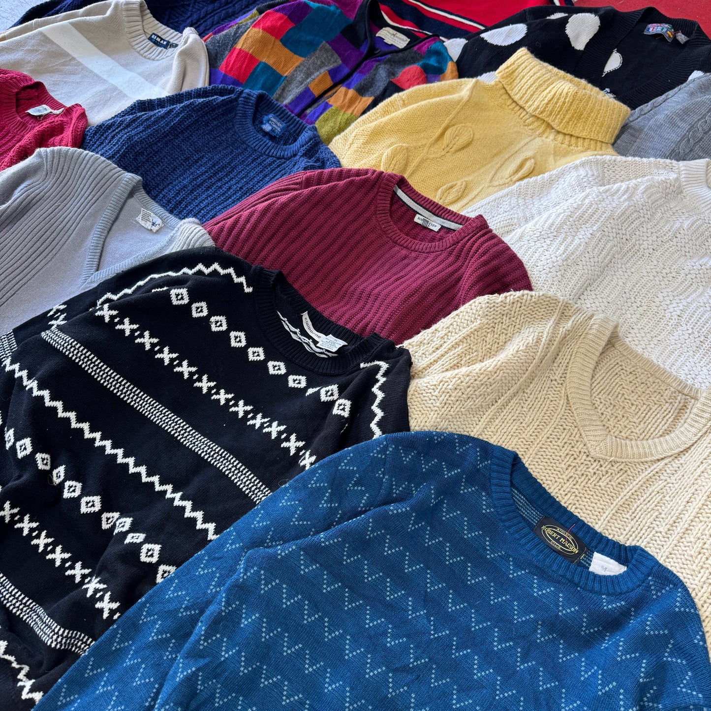 (25) Wholesale Sweater Box