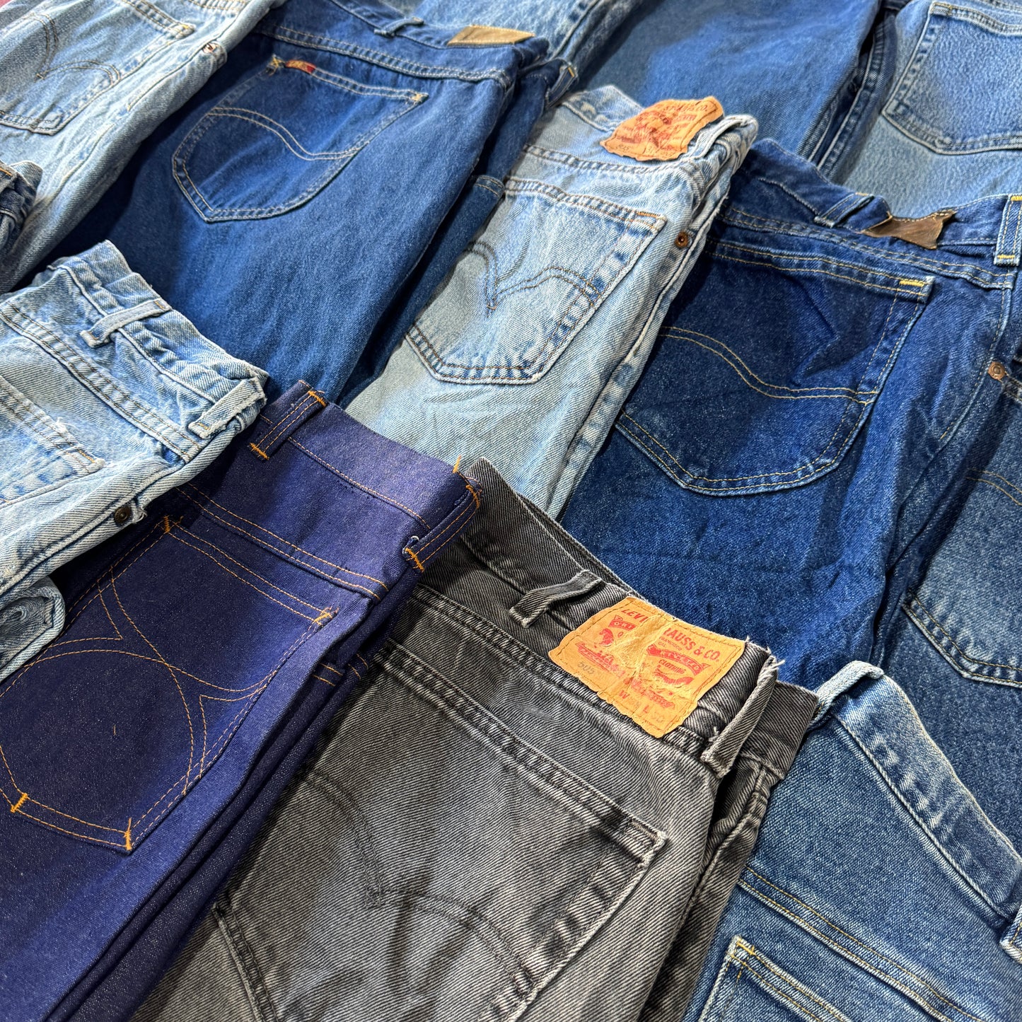 (25) Wholesale Jeans Box