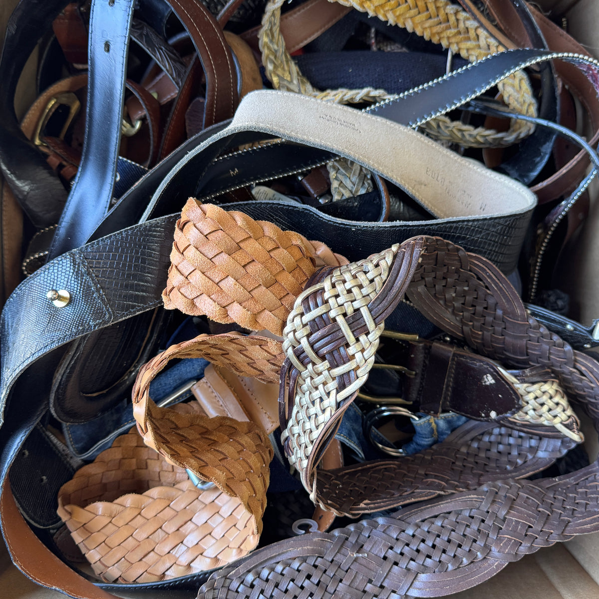 Wholesale Belts Box (20 lbs)