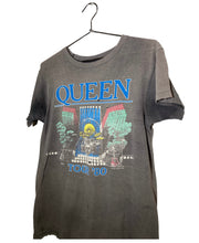 Load image into Gallery viewer, Queen 1980 Tour Shirt

