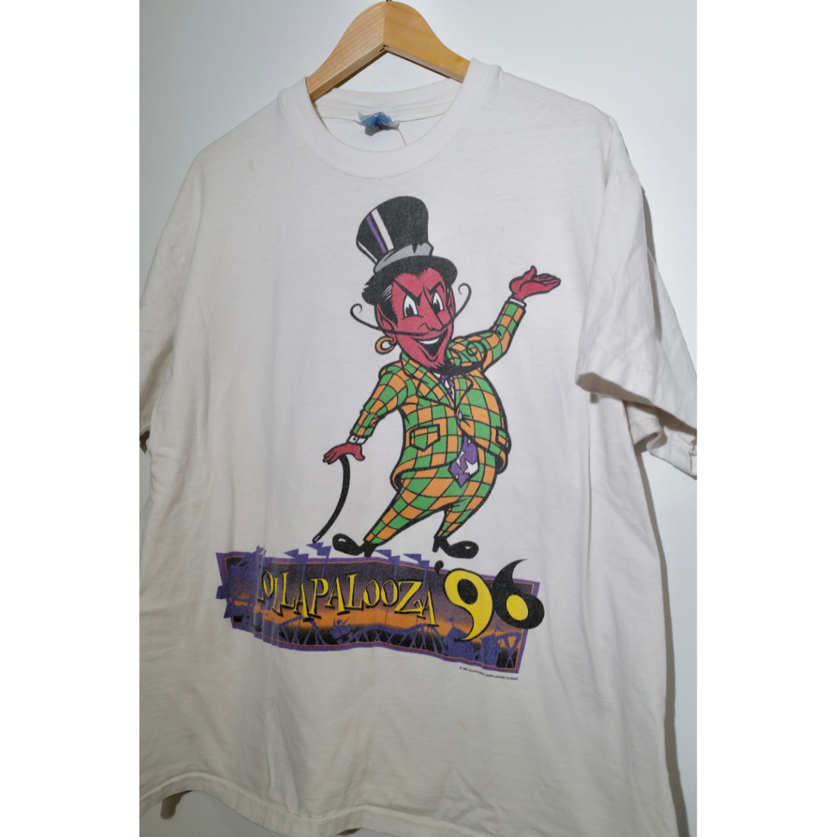 1996 Lollapalooza Tee – The Clothing Warehouse