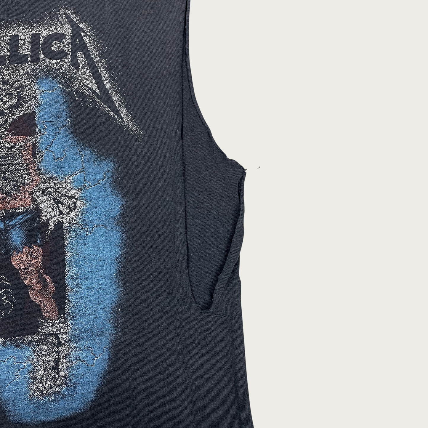 (M) 1994 Thrashed Metallica "Ride The Lightning" Muscle Tee