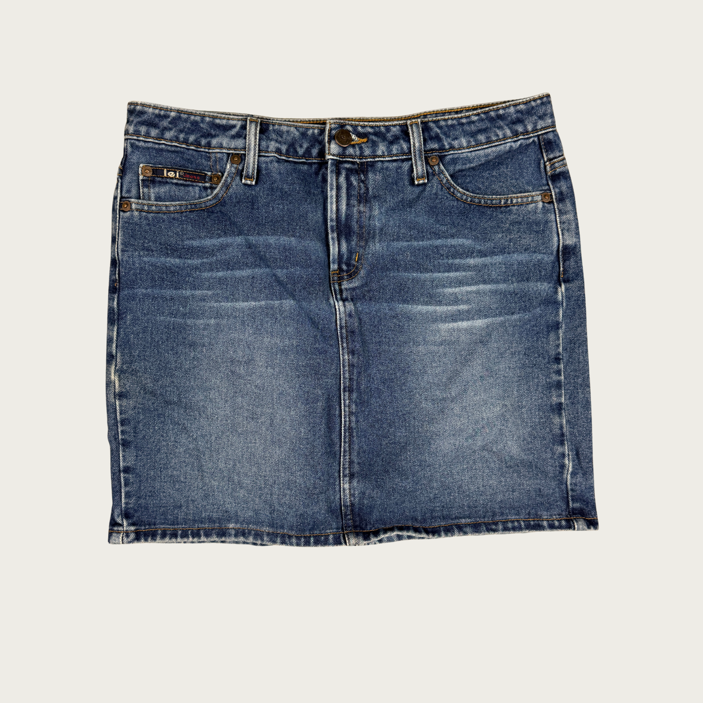 (32") 90s/Y2K Lei Denim Skirt