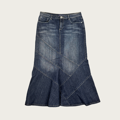 (34") Y2K Dark Wash Denim Maxi Skirt