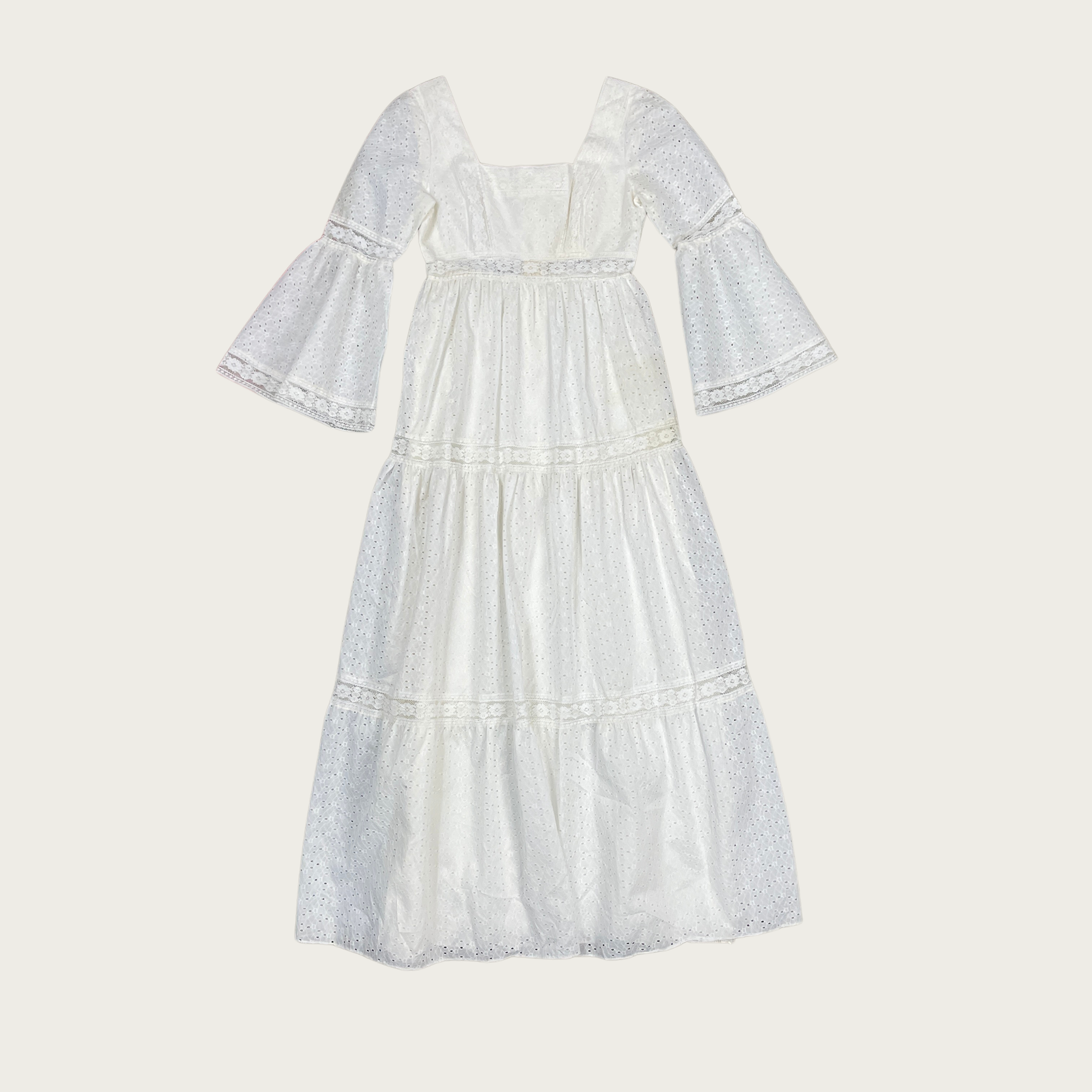 (S) 70s Lace Eyelet Bell Sleeve Maxi Dress (S) 70s Lace Eyelet Bell Sleeve Maxi Dress