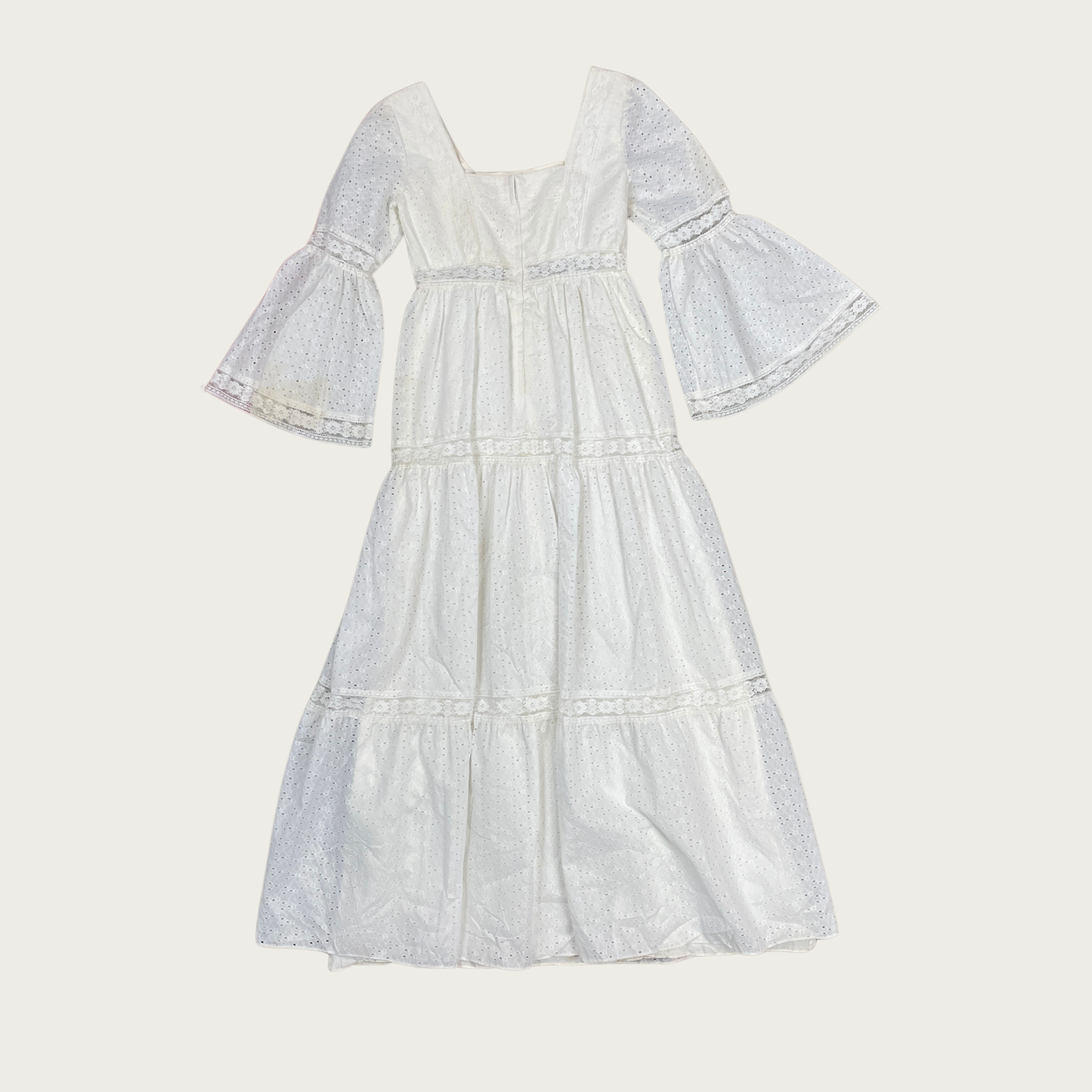 (S) 70s Lace Eyelet Bell Sleeve Maxi Dress (S) 70s Lace Eyelet Bell Sleeve Maxi Dress