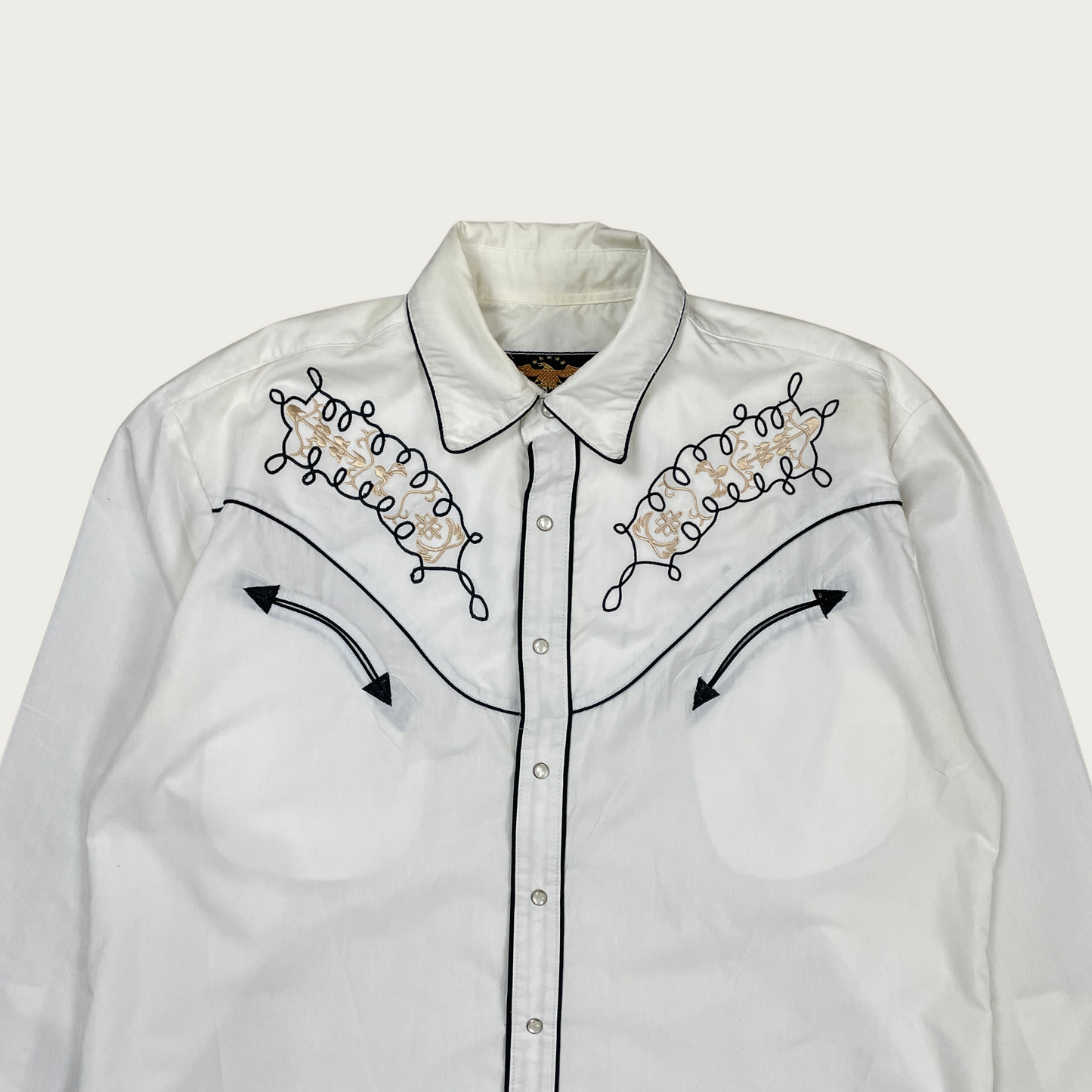 (XL) Western Embroidered Snap Button Shirt