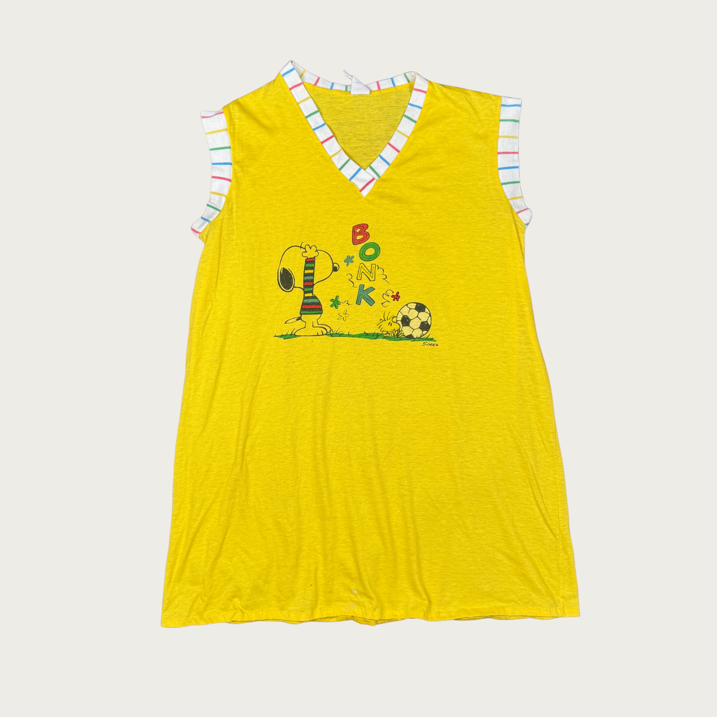 (L) 1965 Snoopy Soccer Tank