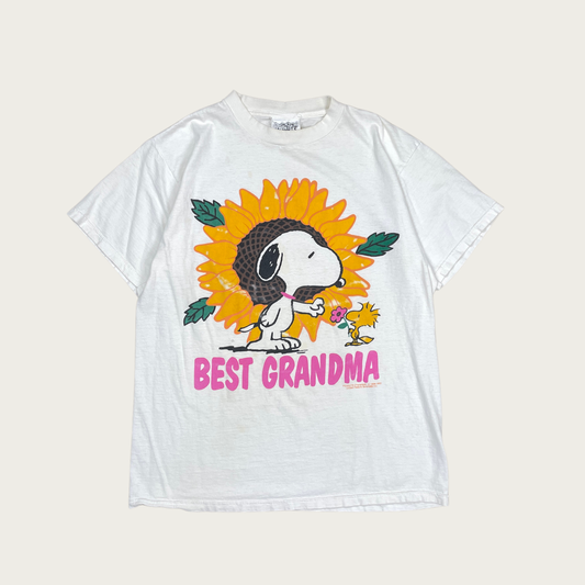 (L) Best Grandma Snoopy Tee