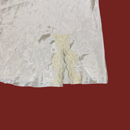 (M/L) Y2K Cream Satin Slip