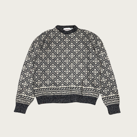 (L) Diamond Pattern Sweater