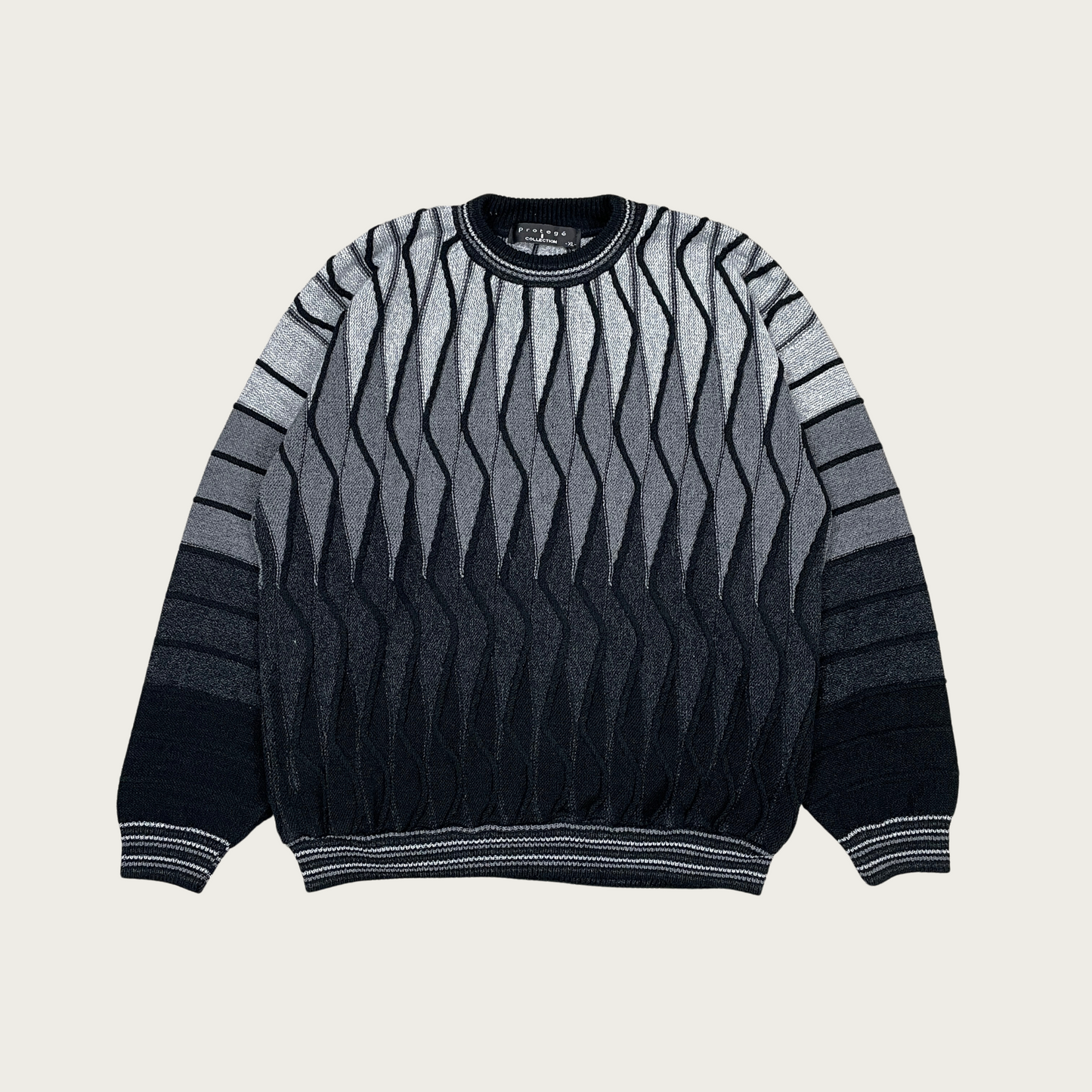 (XL) 3D Knit Monochrome Sweater