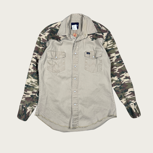 (M) Wrangler Camo Pearl Snap Shirt