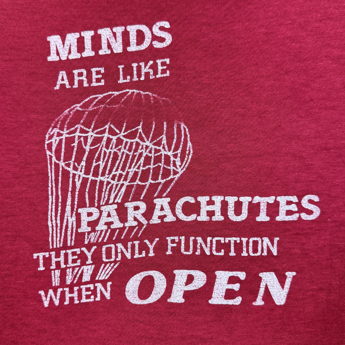 (XL) 70s/80s "Minds Are Like Parachutes" Tee