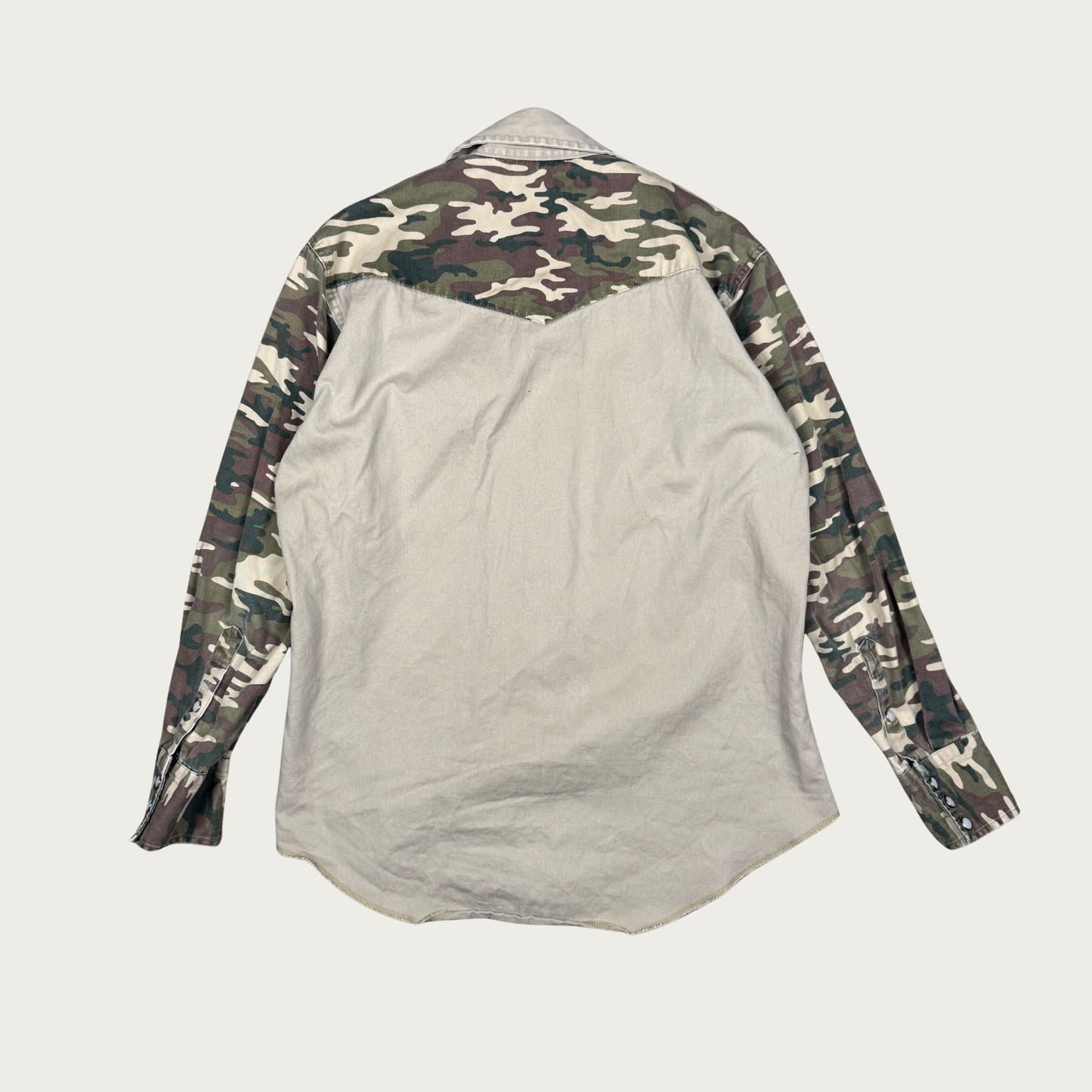 (M) Wrangler Camo Pearl Snap Shirt