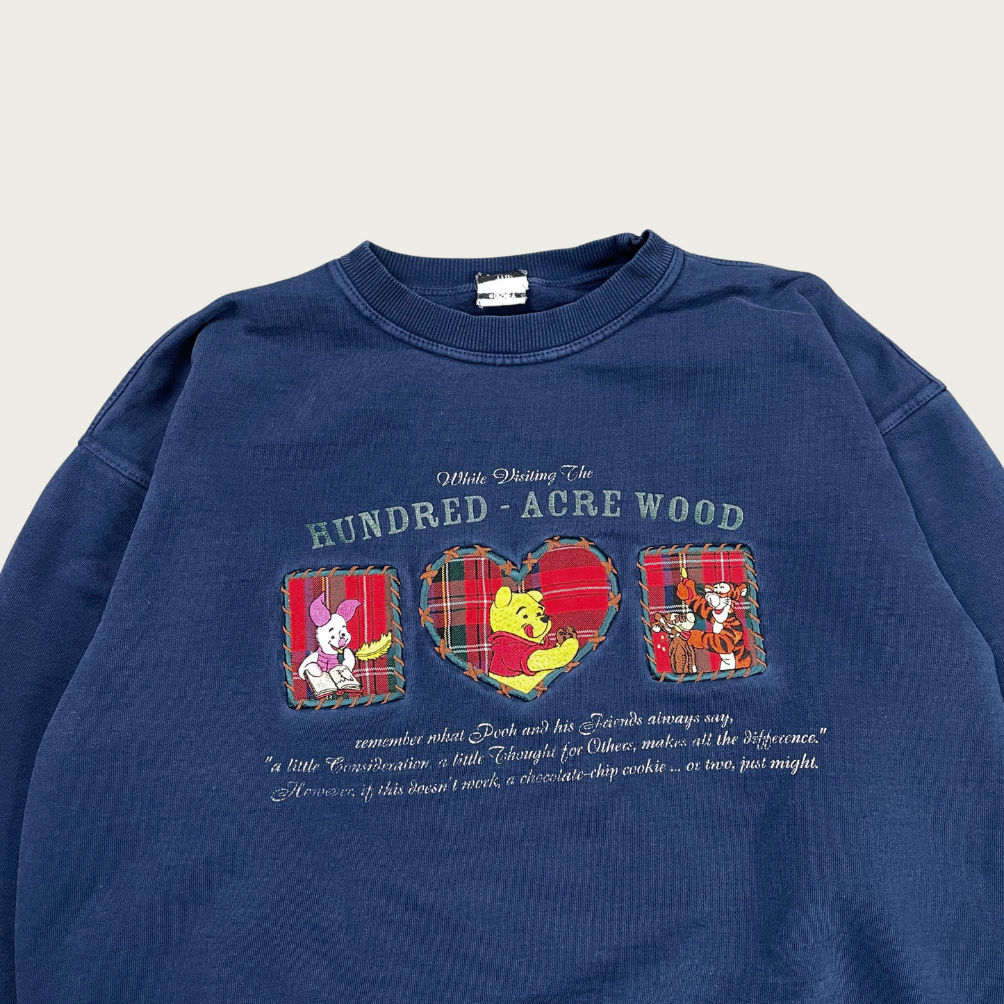 (L) Winnie the Pooh Sweatshirt