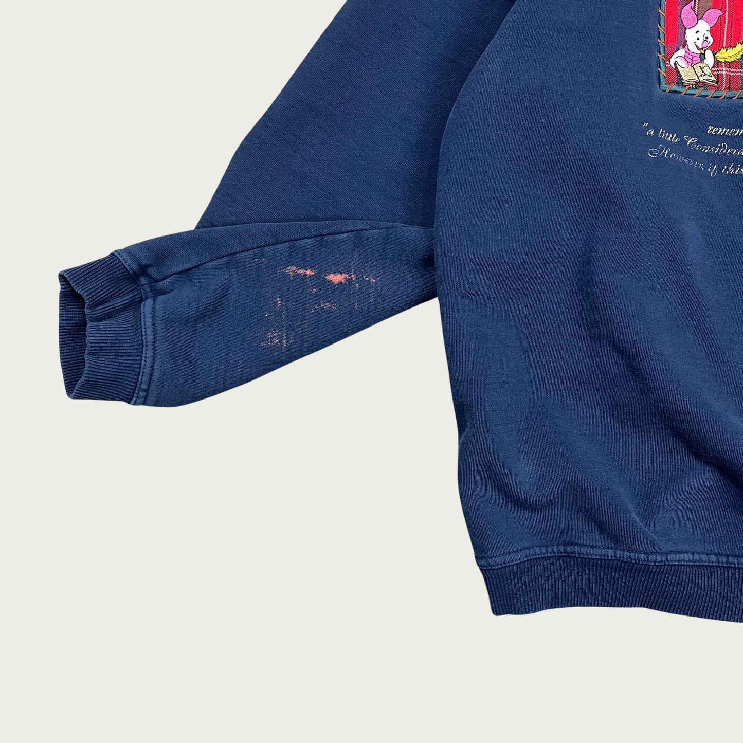 (L) Winnie the Pooh Sweatshirt