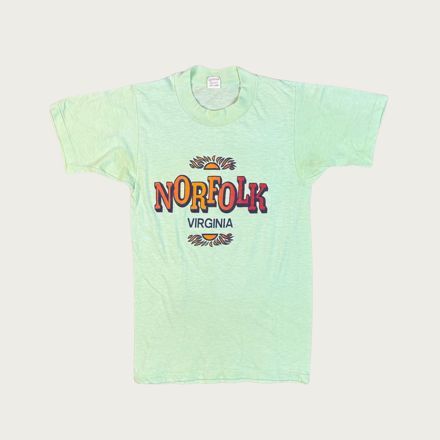 (XS/S) 70s/80s Norfolk Virginia Tee