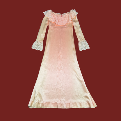(S) 60s/70s Peach Satin Gown