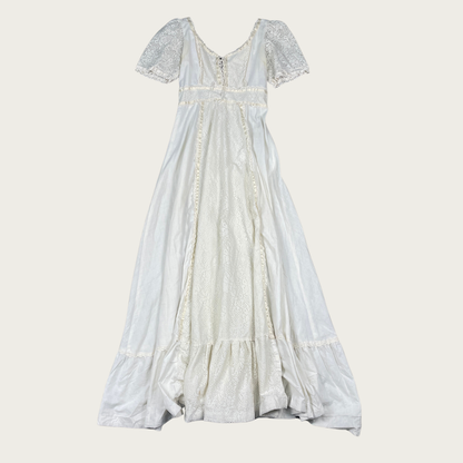 S/M) 70s White Lace Trim Prairie Maxi Dress The Clothing Warehouse S/M) 70s White Lace Trim Prairie Maxi Dress The Clothing Warehouse