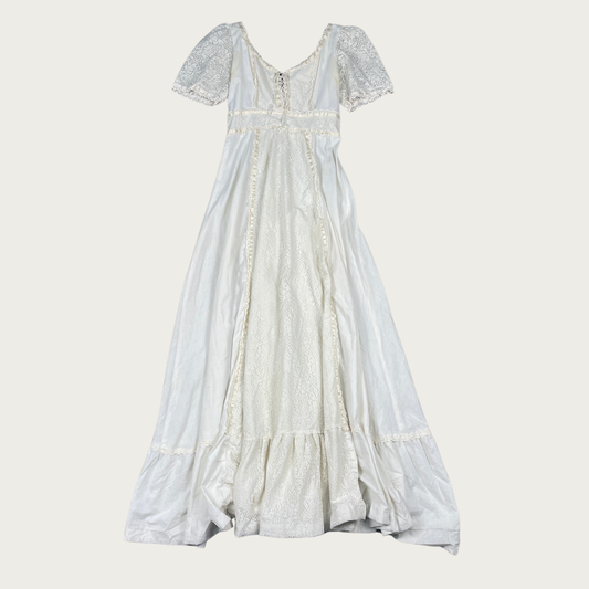 (S/M) 70s White Lace Trim Prairie Maxi Dress