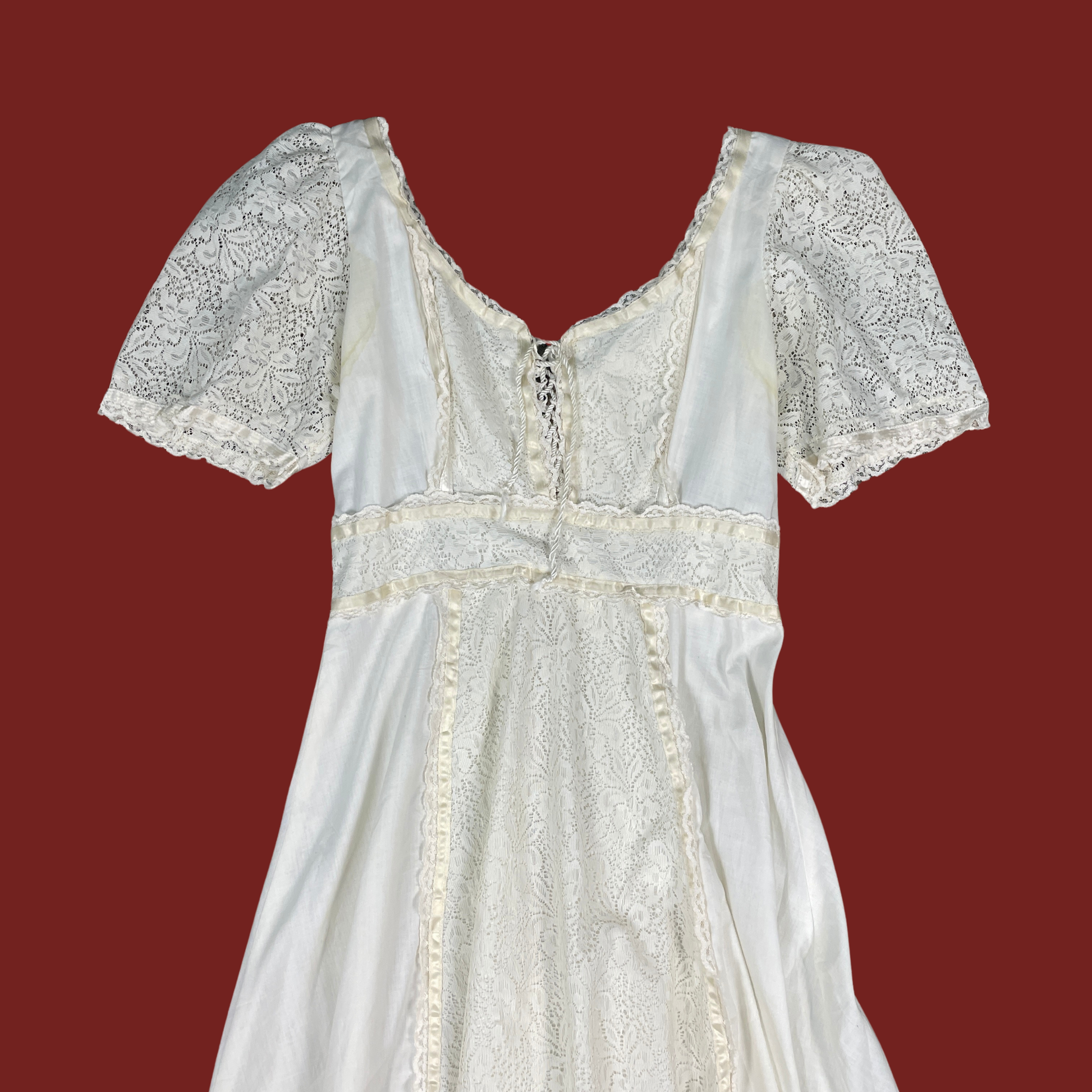 S/M) 70s White Lace Trim Prairie Maxi Dress The Clothing Warehouse S/M) 70s White Lace Trim Prairie Maxi Dress The Clothing Warehouse