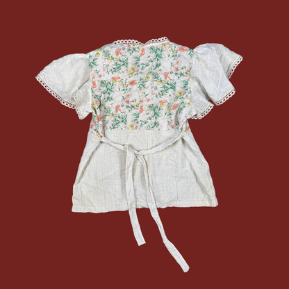 (S) 70s Floral Crochet Trim Top