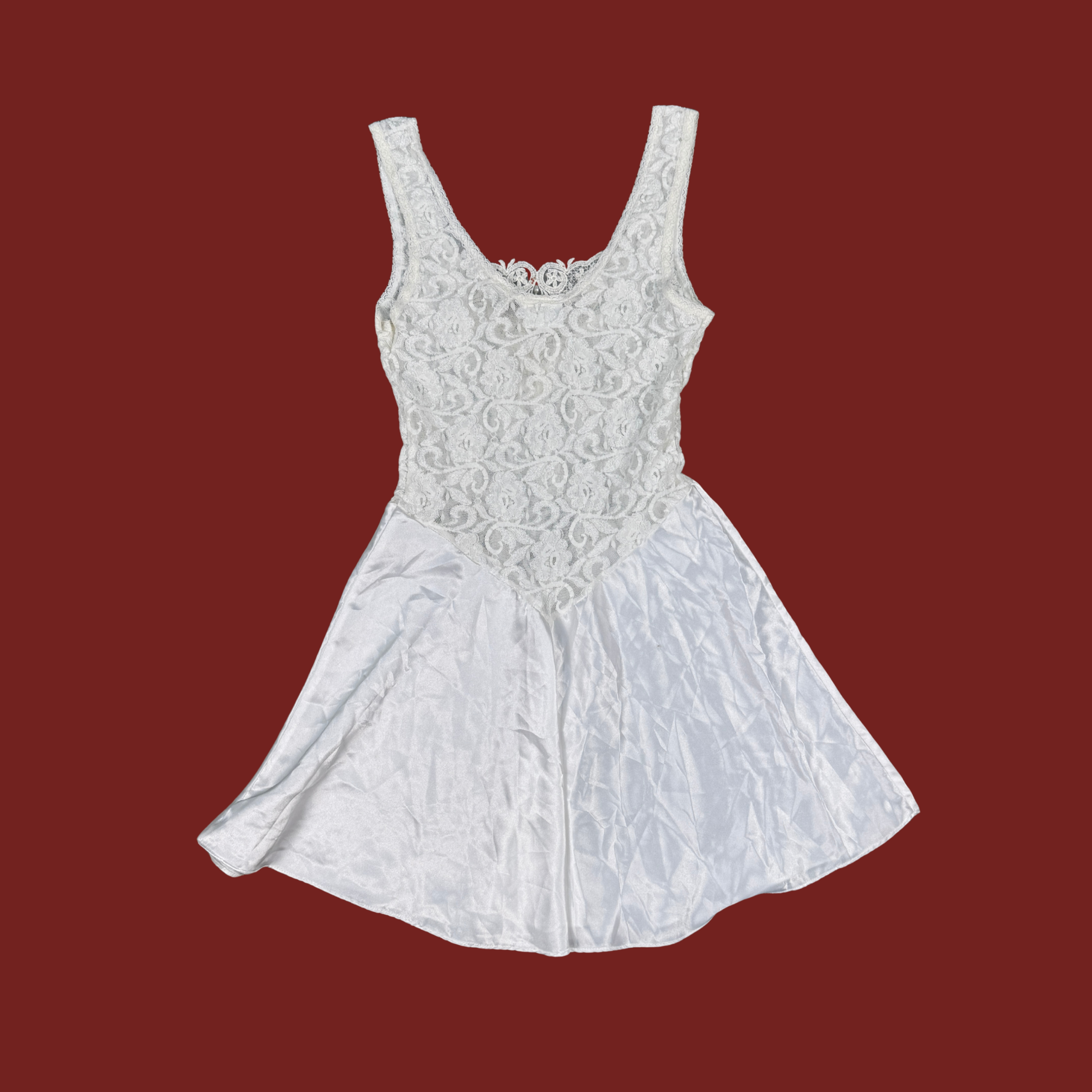 (M) 90s/Y2K White Lace Bodice Sequin Slip Dress (M) 90s/Y2K White Lace Bodice Sequin Slip Dress