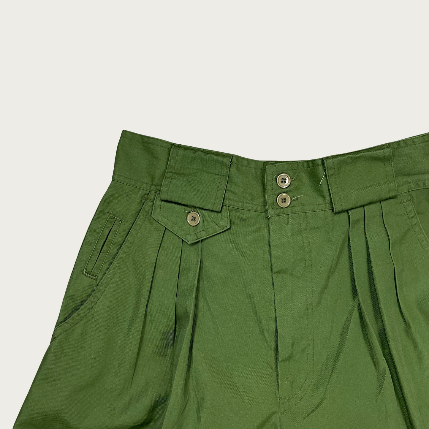 (28") Army Green Pleated Long Shorts