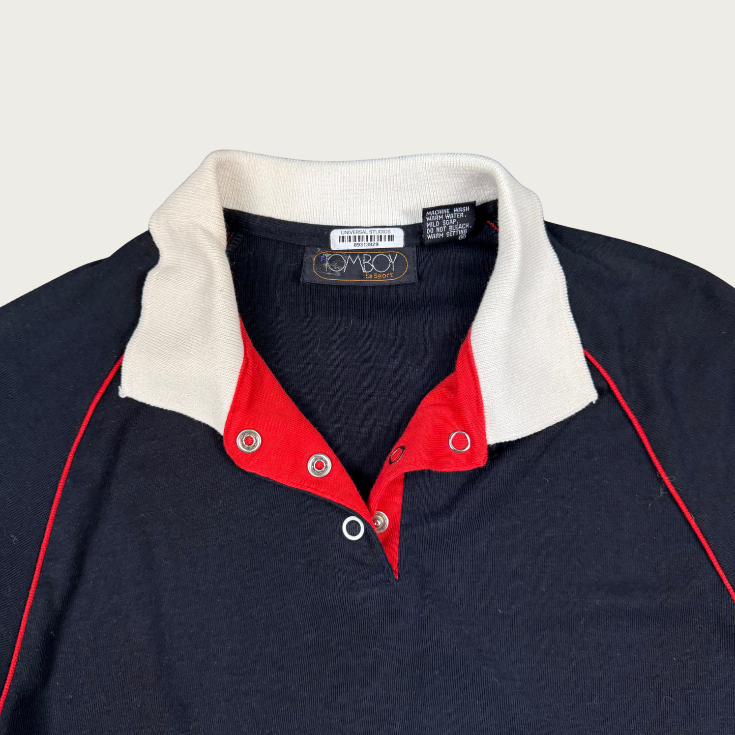 (M) 80s/90s Black/Red Polo Top