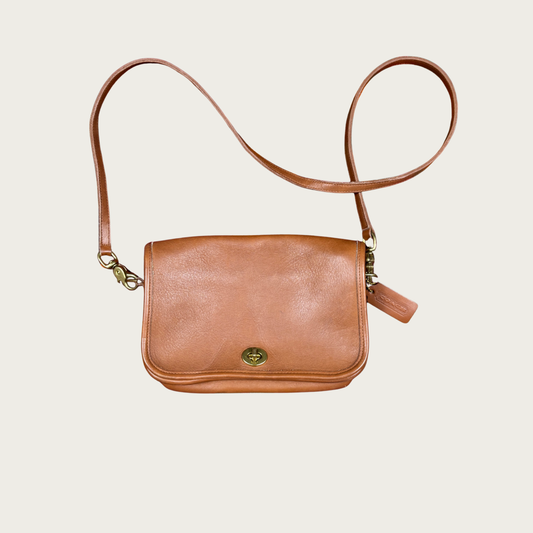 80s/90s Coach Pocket Purse